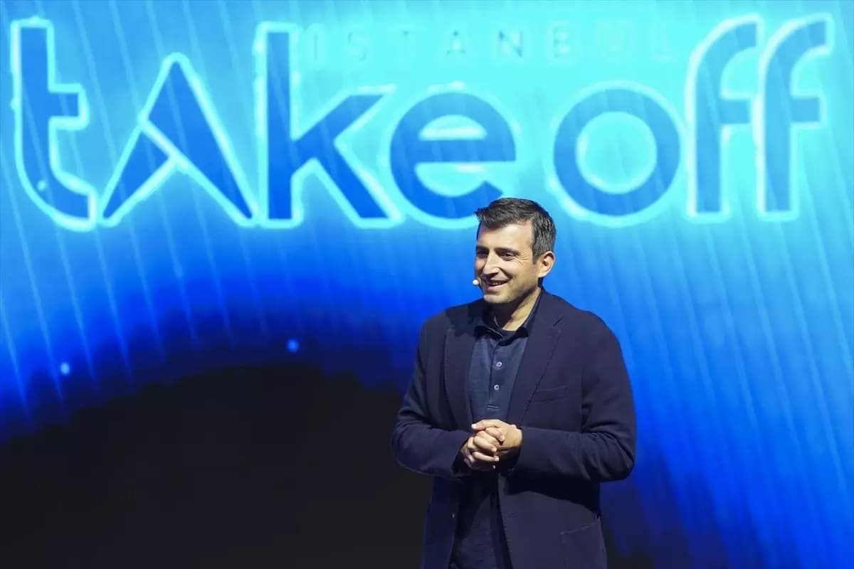 Türk Kartalı Selçuk Bayraktar'dan Dünyaya Meydan Okuma