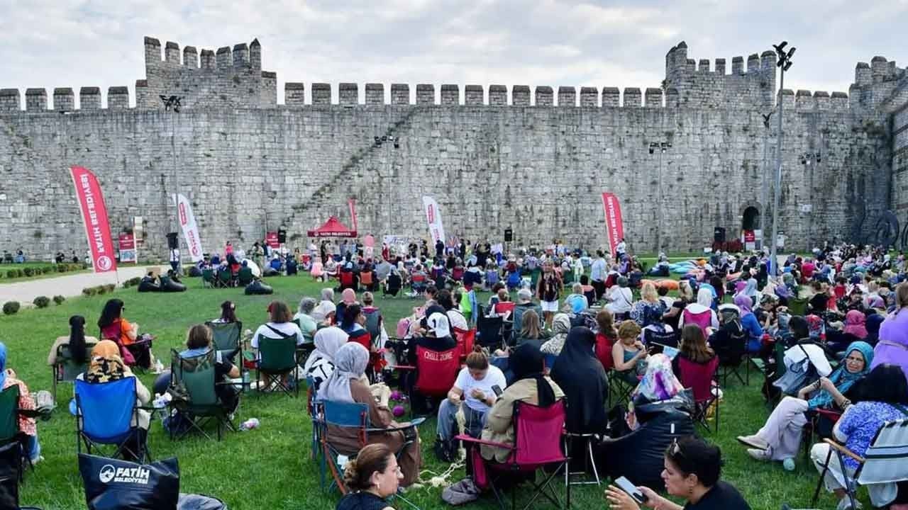 Yedikule Hisarı'nda Ata Mirası Canlandı: Örgü Festivali