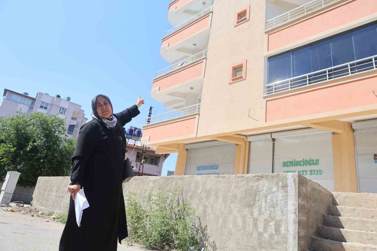 Reyhanlı'da Bir Ana'nın 20 Yıllık Ev Hayali: 170 Bin TL'si Gasbedilen Emektar Kadın Hakkını Arıyor